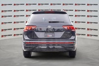 Discover the sophisticated style and confident capability of the 2024 Volkswagen Tiguan Comfortline... (image 3)