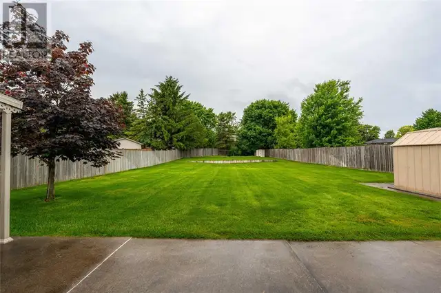 189 Stathis BOULEVARD Sarnia, Ontario in Houses for Sale in Sarnia - Image 39