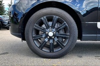 5.0 L 8 Cyl Engine Vehicle Options: Leather Interior, Panoramic Roof, 360 Degree Camera, Heads-up Di... (image 8)