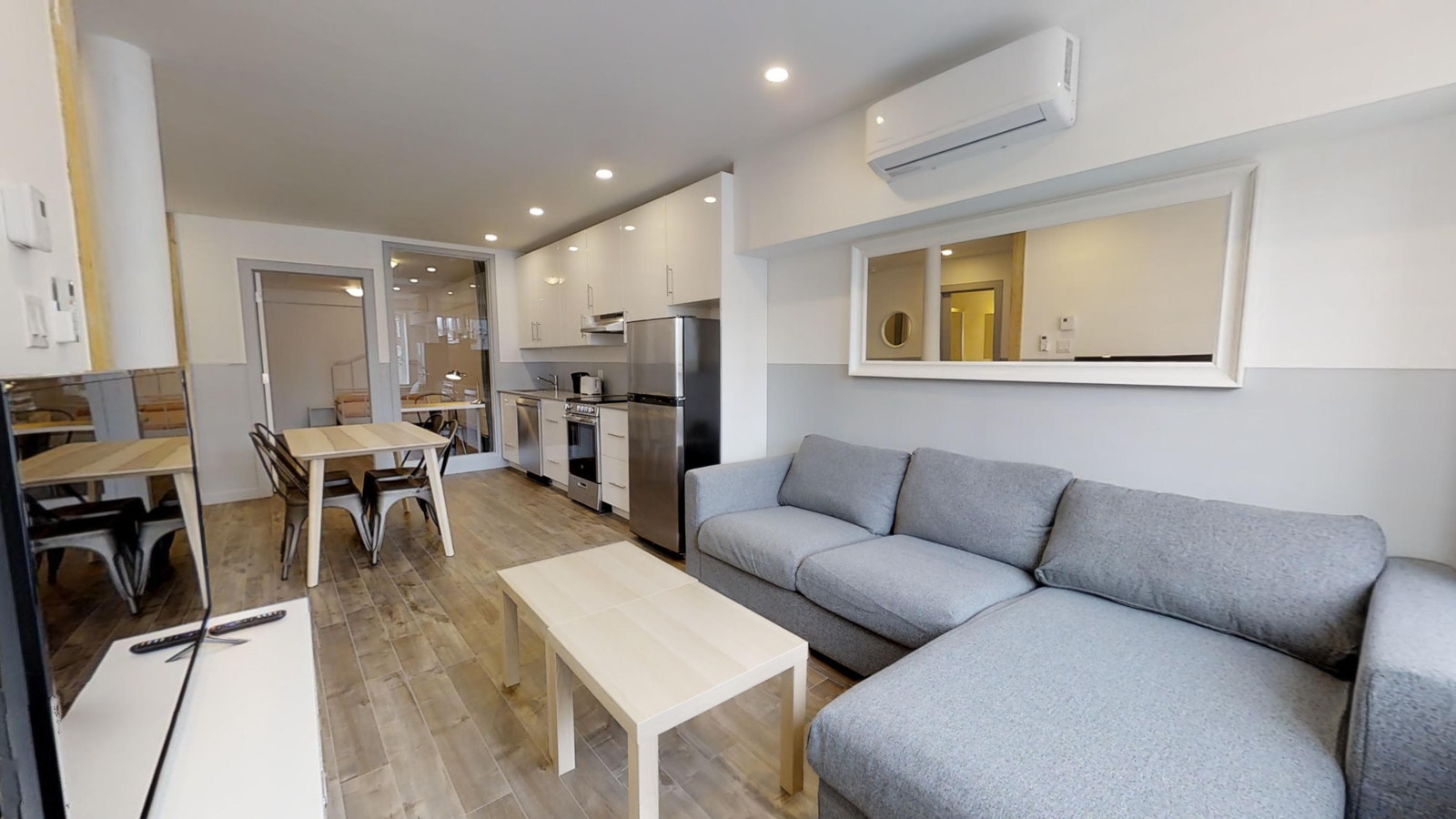 girls only Plateau 2 bedroom apartment for rent — photo 2