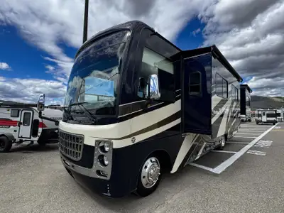 2020 Nexus Maybach 32M Luxury Class A Motorhome Built on a heavy-duty Ford F53 chassis and designed...
