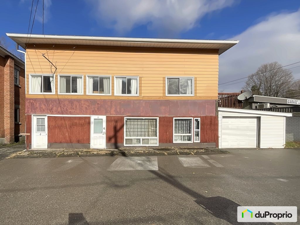 $335,000 - Duplex for sale in Stanstead — photo 1