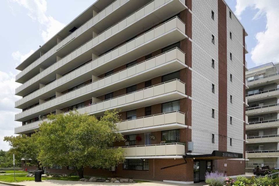 South Garden Apartments - 1 Bdrm available at 2180, 2190 Weston  in Long Term Rentals in Markham / York Region