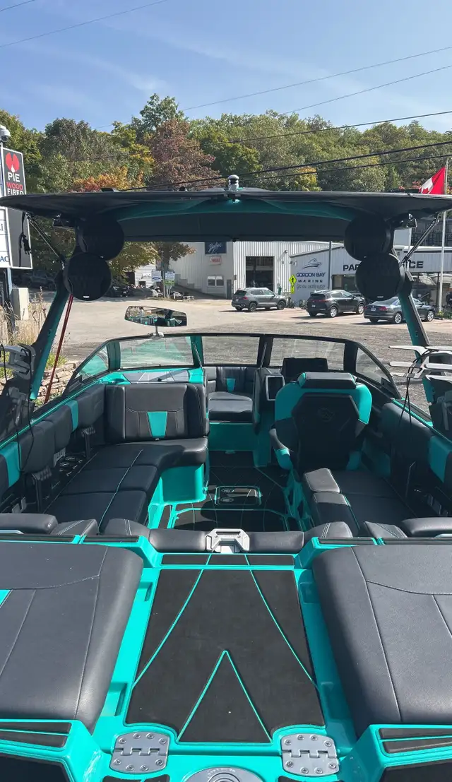 2023 Malibu 23 LSV in Powerboats & Motorboats in Muskoka - Image 4