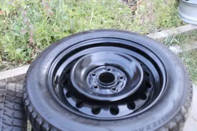 I offer for sale 4 all weather Tires 215x55R17 with 5x114.3mm bolt pattern for Nissan ,Honda Toyota...