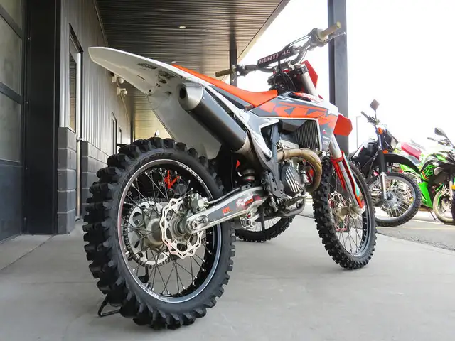 2023 KTM 350 SX-F in Dirt Bikes & Motocross in Cambridge - Image 6