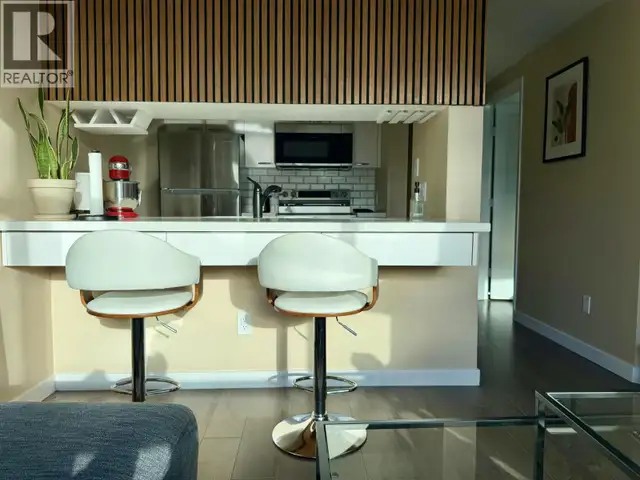 1701 438 SEYMOUR STREET Vancouver, British Columbia in Condos for Sale in Vancouver - Image 10