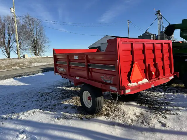 2026 JBM Mighty Dumper S500 5 Ton Single Axle Dump Trailer in Farming Equipment in Ottawa - Image 6