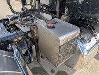 Warranty Remaining! 1 Owner 2022 Peterbilt 389L Tandem Truck with Cooler Pack Wet Kit 5 year extende... (image 2)