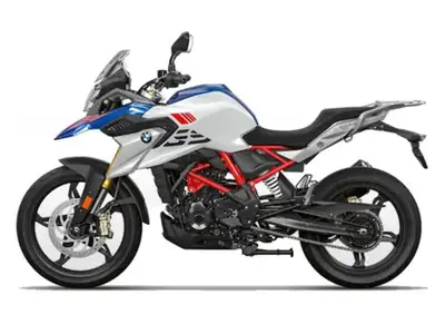 Take advantage of our BMW special deal! Choose either $1,000 rebate or finance rate starting at 2.99...