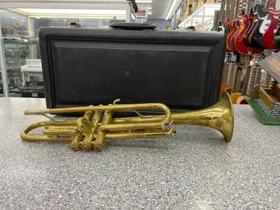 Selmer Bundy Student Trumpet, View more