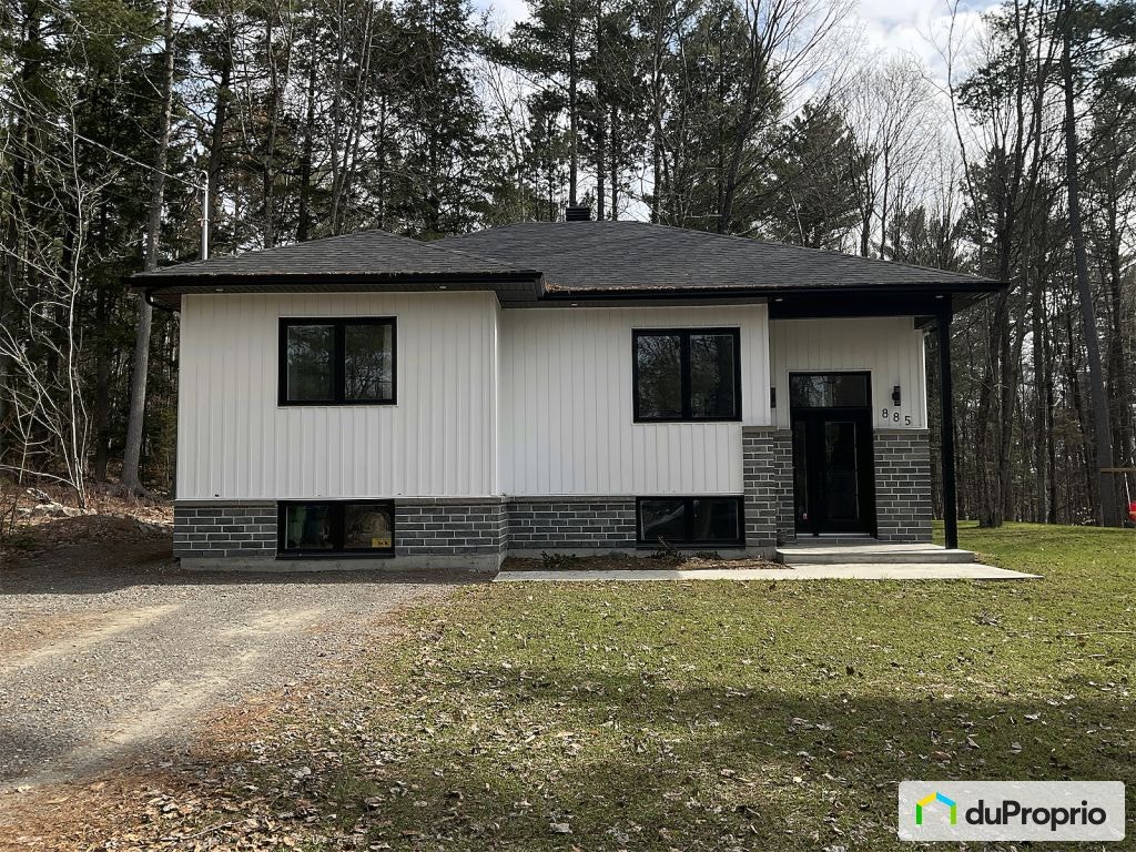 $523,000 - Bungalow for sale in Ste-Julienne — photo 1