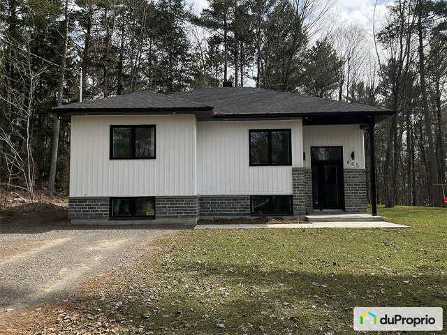 $523,000 - Bungalow for sale in Ste-Julienne — photo 1
