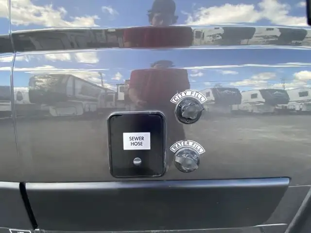 2021 Thor Motor Coach Sequence 20K in RVs & Motorhomes in Bedford - Image 14