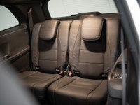This 2024 Mercedes-Benz GLS 450 AMG is a local Ontario vehicle with a clean Carfax report and includ... (image 9)
