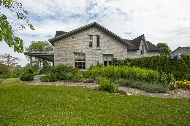 Quality Masonry Services in Brick, Masonry & Concrete in Kingston - Image 3