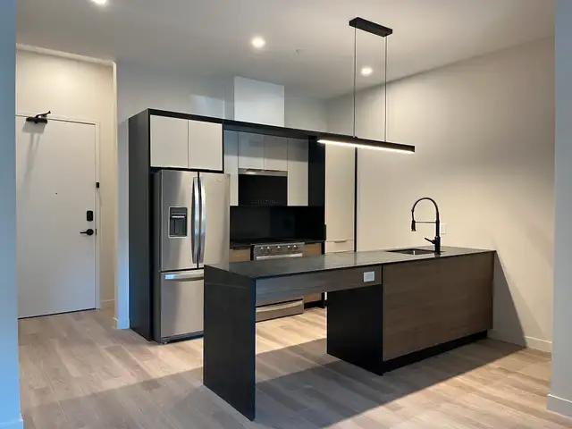 2 Bedroom Pet-Friendly Townhouse Downtown - Up to 2 Months Free in Long Term Rentals in City of Halifax - Image 3