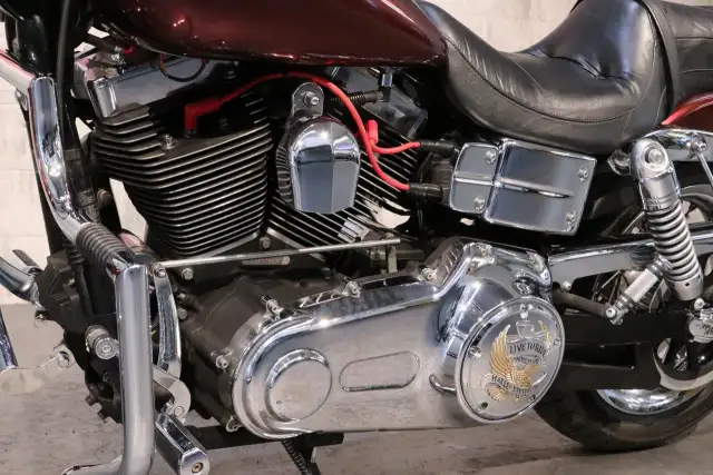 2007 Harley-Davidson DYNA WIDE GLIDE 1600 (FXDWG) in Sport Bikes in Ottawa - Image 11