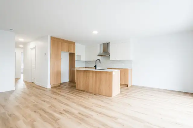 * 18PLEX * ANNUAL REVENUE 311 940 * COATICOOK *63009271810307123