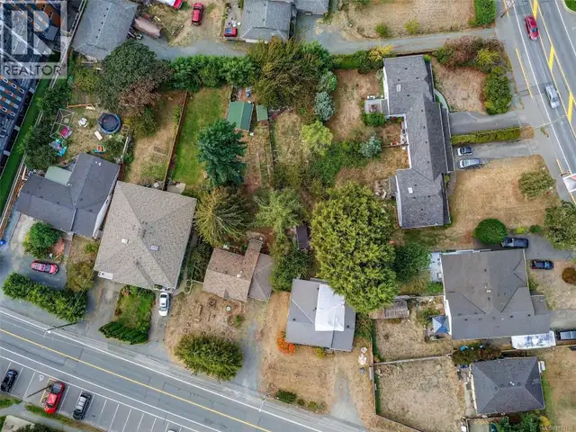 2818 Carlow Rd Langford, British Columbia in Houses for Sale in Victoria - Image 4