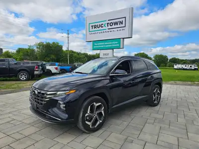 Kijiji Engine: 4 Cylinder Engine 1.6L L/100Km City: 6.3 L/100Km Hwy: 6.6 Safety Equipment Electronic...
