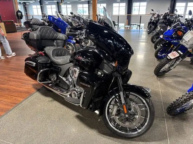 2025 Indian Motorcycle Roadmaster Power Plus 108 Limited with PB in Sport Touring in Saskatoon - Image 3