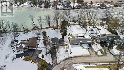 Whether you're seeking a family home with room to grow, a waterfront lifestyle without leaving town,...