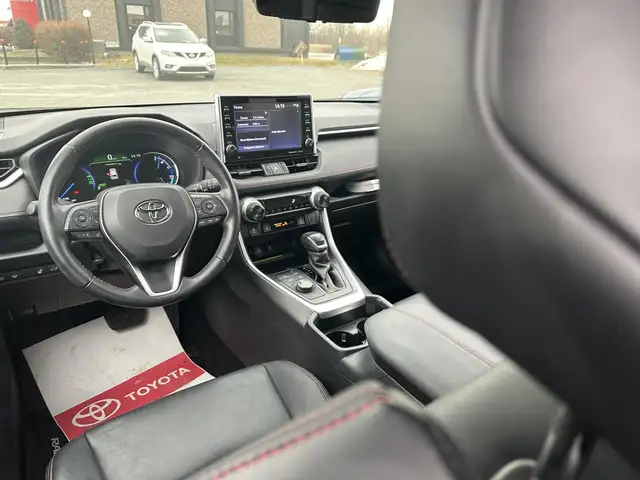 Toyota RAV4 Prime XSE TI 2021 à vendre in Cars & Trucks in Granby - Image 12