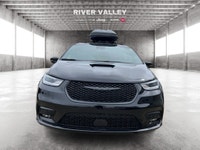 HEATED FRONT SEATS, HEATED STEERING WHEEL, ADAPTIVE CRUISE CONTROL, REMOTE ENGINE START, POWER LIFTG... (image 6)