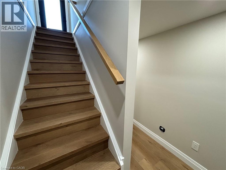 73 MARY Street Unit# 1B Brantford, Ontario 2