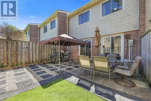 248 - 700 OSGOODE DRIVE London South (South Y), Ontario62863794291585122