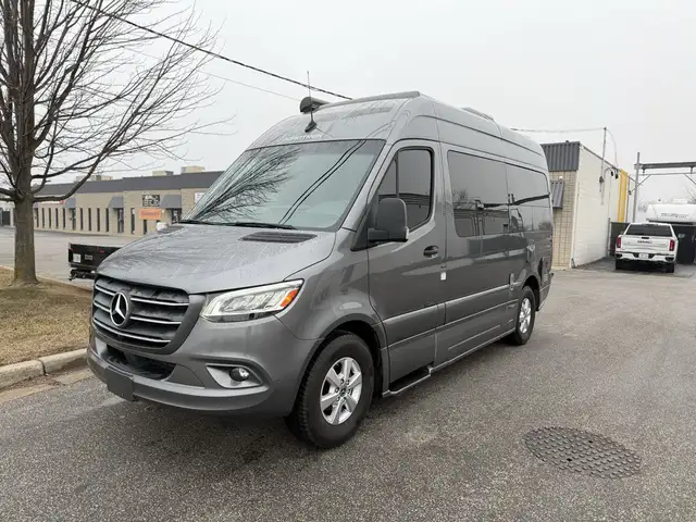 2023 Roadtrek SS Agile in RVs & Motorhomes in Windsor Region - Image 2