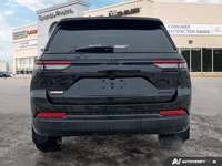 Leatherette | Black Appearance Package | Sunroof | Remote Start | Power liftgate | Low Kms | Fully I... (image 4)