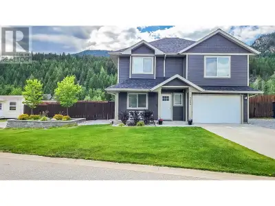 Welcome to this beautifully maintained 3-bedroom + den, 2-bathroom home in the sought-after Grandvie...