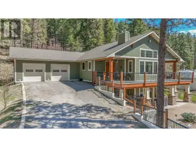 Take a walk through our 24/7 Virtual Open House and experience the craftsmanship, luxury, and pride...