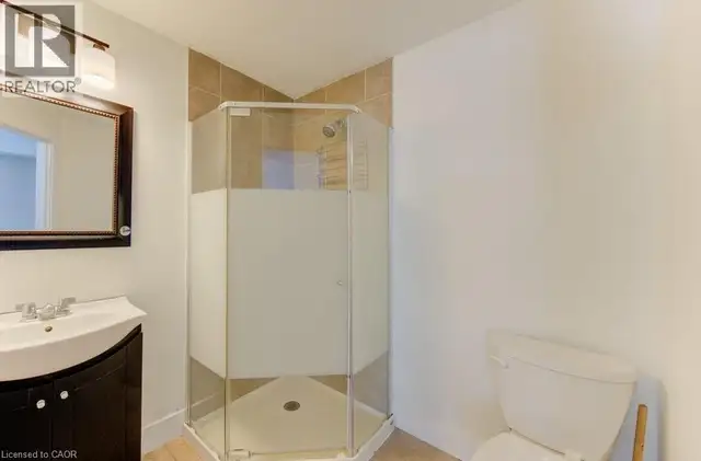190 LANCASTER Street E Kitchener, Ontario in Houses for Sale in Kitchener / Waterloo - Image 22