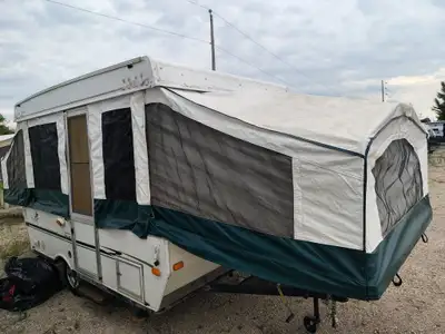 Selling As Is due to previous roof leak which has since been resolved. Canvas is in great condition...