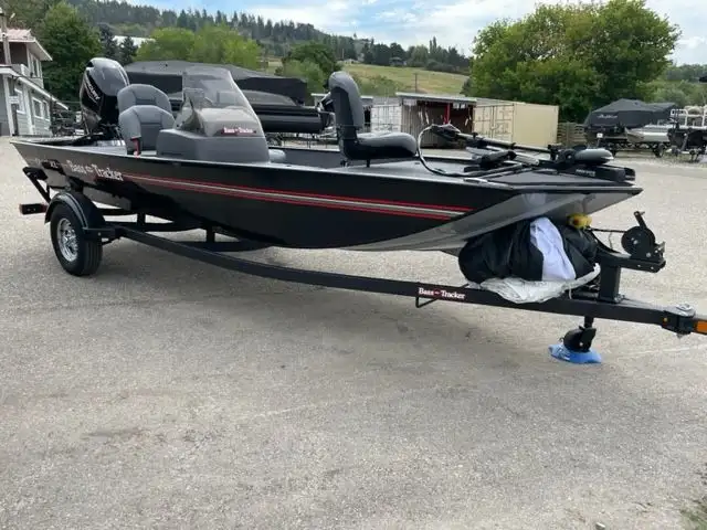 2024 Tracker Bass Tracker Classic XL Fishing Boat in Powerboats & Motorboats in Prince Albert - Image 6