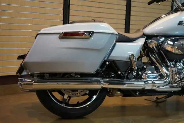 2025 Harley-Davidson FLTRX - Road Glide in Sport Touring in Lethbridge - Image 12