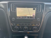 One Owner Trade In, Leather, Moonroof, Navigation, Heated Front & Rear Seats, Remote Start, Clean Ca... (image 3)