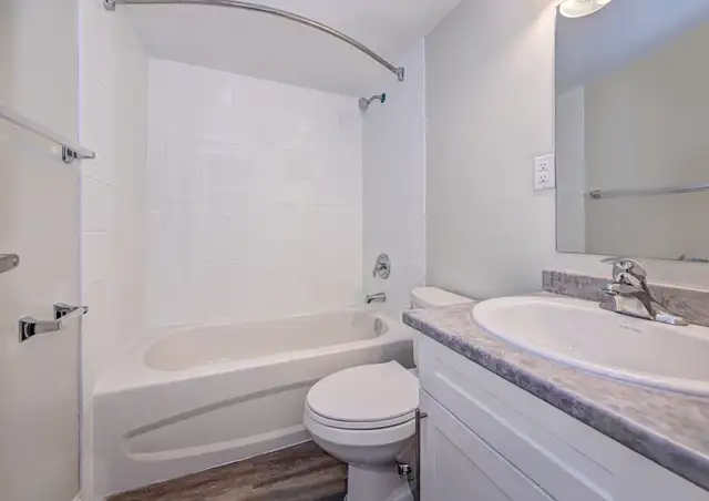 Mount Forest 1 Bedroom Junior Apartment for Rent: in Long Term Rentals in Stratford - Image 19