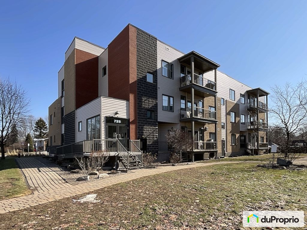 $399,000 - Condominium for sale in St-Hyacinthe — photo 1