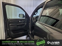 -4x4 -Fog Lights -Side Step Bar -Soft Tonneau Cover -Mag Wheels -Power Seats -Navigation -Leather Se... (image 9)