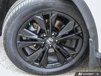 * Real Time AWD and a 4-mode drive system (normal, eco, sport, snow) * Perforated leather-trimmed se... (image 8)