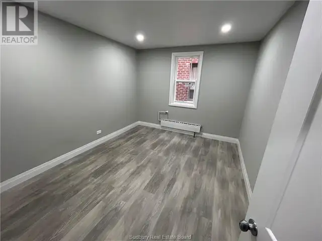 86 Riverside Drive Unit# 2 Sudbury, Ontario in Long Term Rentals in Sudbury - Image 13