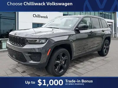 This Jeep Grand Cherokee delivers a Regular Unleaded V-6 3.6 L/220 engine powering this Automatic tr...