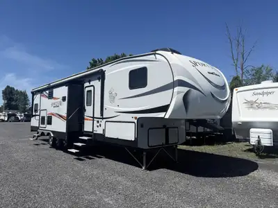 KZ-RV Sportster 362TH12 2018 2018 KZ Sportster 362TH12 Toy Hauler Prêt pour l'aventure! Prix : [Votr...