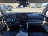 Come see this certified 2024 Kia Carnival EX | Leather | Smart Cruise | Heated Wheel + Seats | Power... (image 4)
