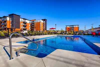 Condos à Louer 3 1/2 près du CENTROPOLIS et CARREFOUR LAVAL, View more