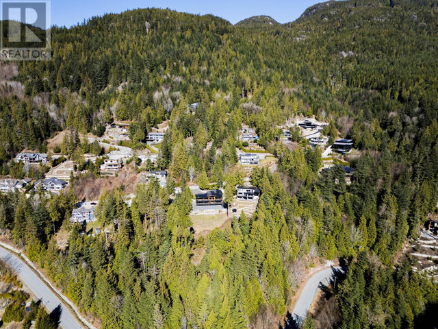 1024 GOAT RIDGE DRIVE Squamish, British Columbia in Houses for Sale in Sunshine Coast - Image 3